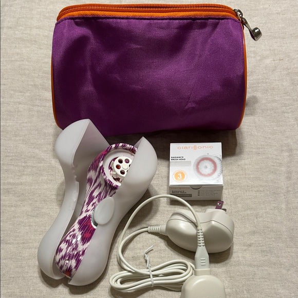 Clarisonic Mia 2 Facial Cleansing Brush System in Purple Print